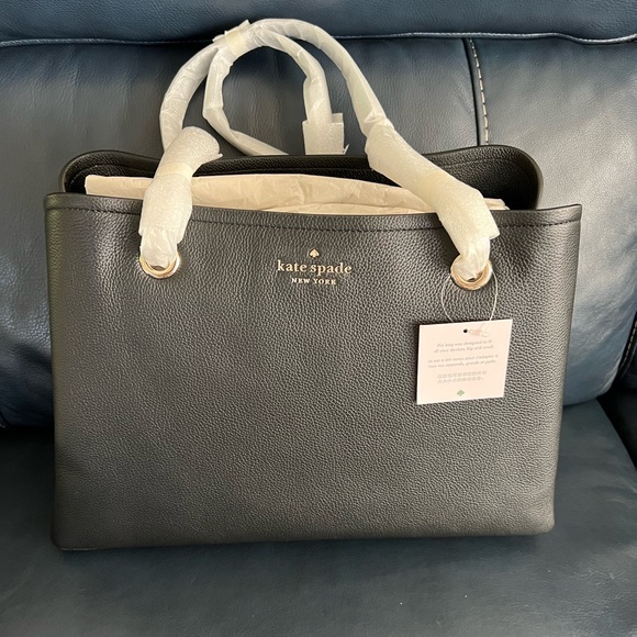 kate spade Handbags - Jordyn large chain handle tote